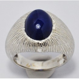 SILVER RING WITH BLUE SAPPHIRE