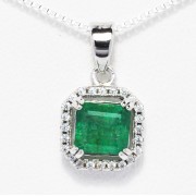 EMERALD IN SILVER PENDANT