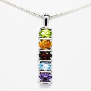 Beautiful pendant with mix gemstone