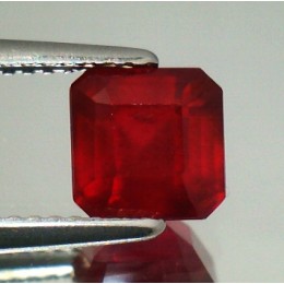 RUBY NATURAL OCTAGON 2,31 CT.